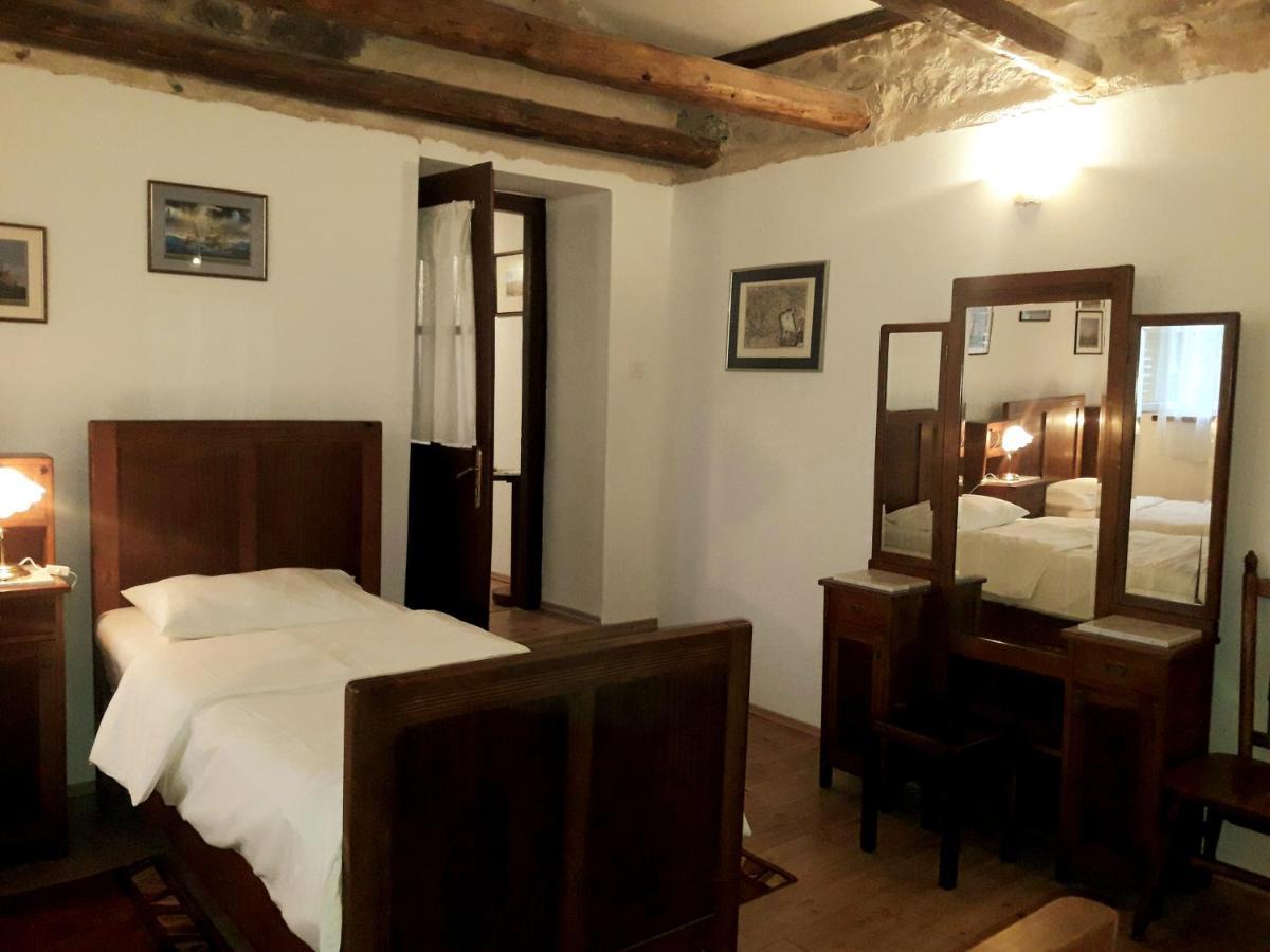 Casa Istriana Nona Pina Villa Kaštelir Eksteriør bilde
