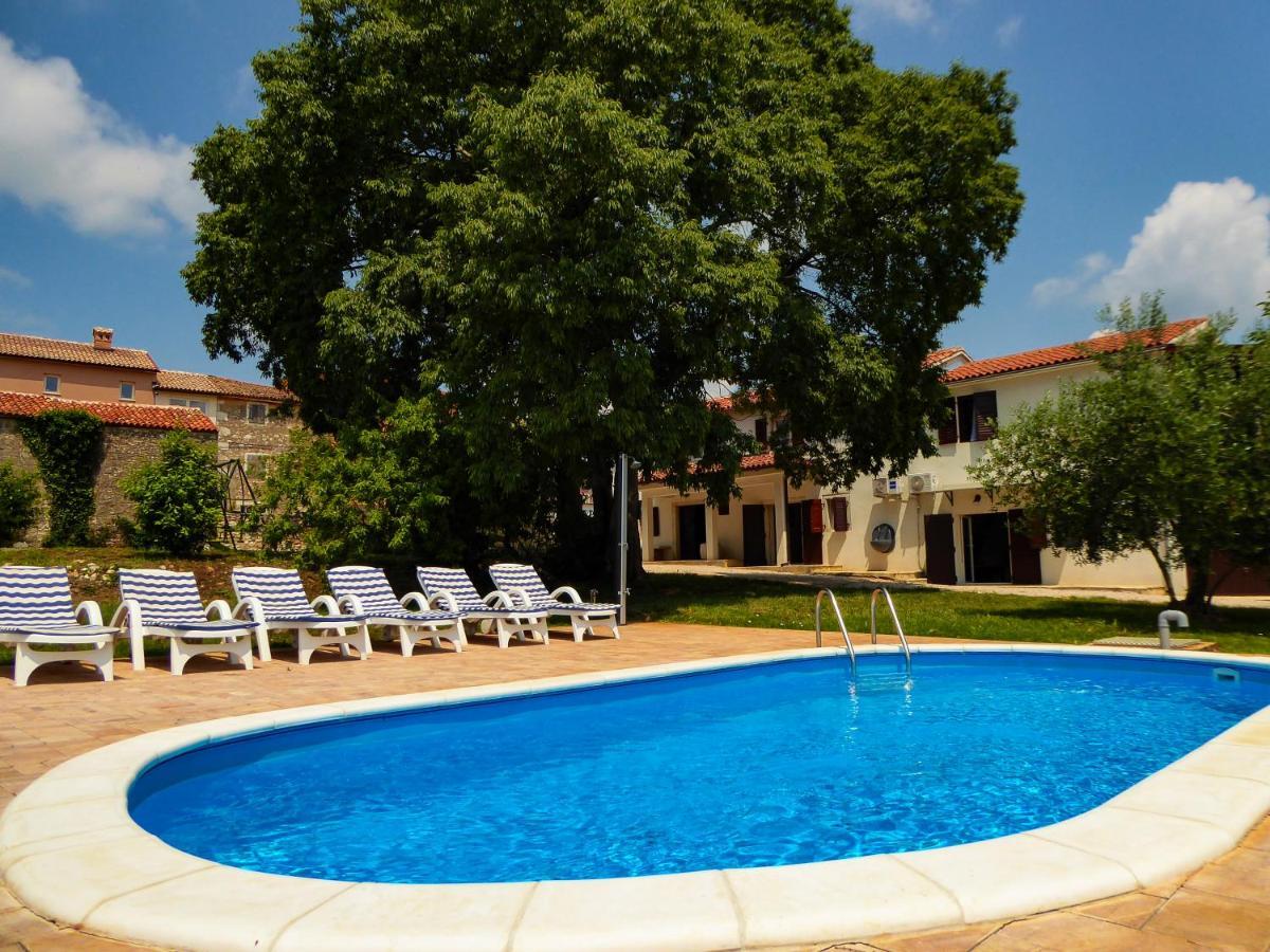 Casa Istriana Nona Pina Villa Kaštelir Eksteriør bilde