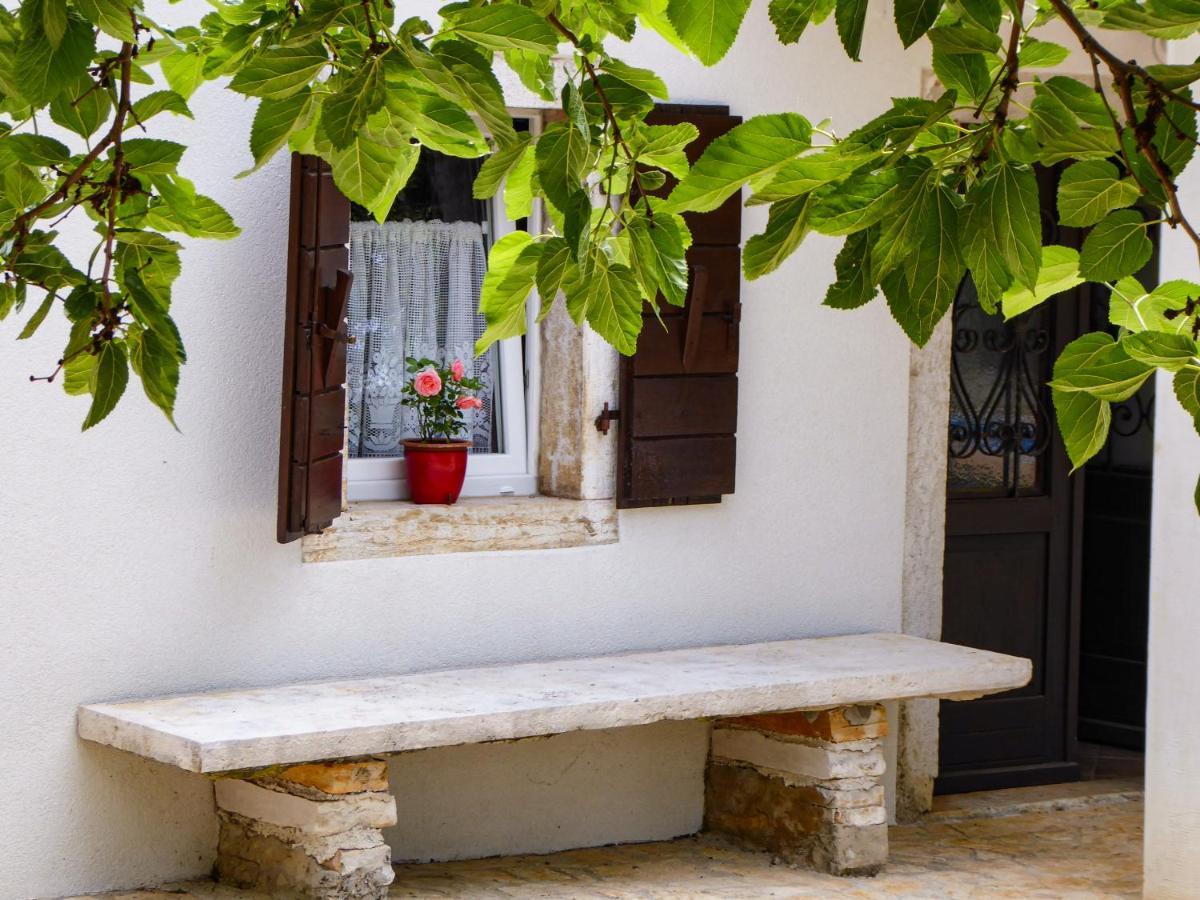 Casa Istriana Nona Pina Villa Kaštelir Eksteriør bilde